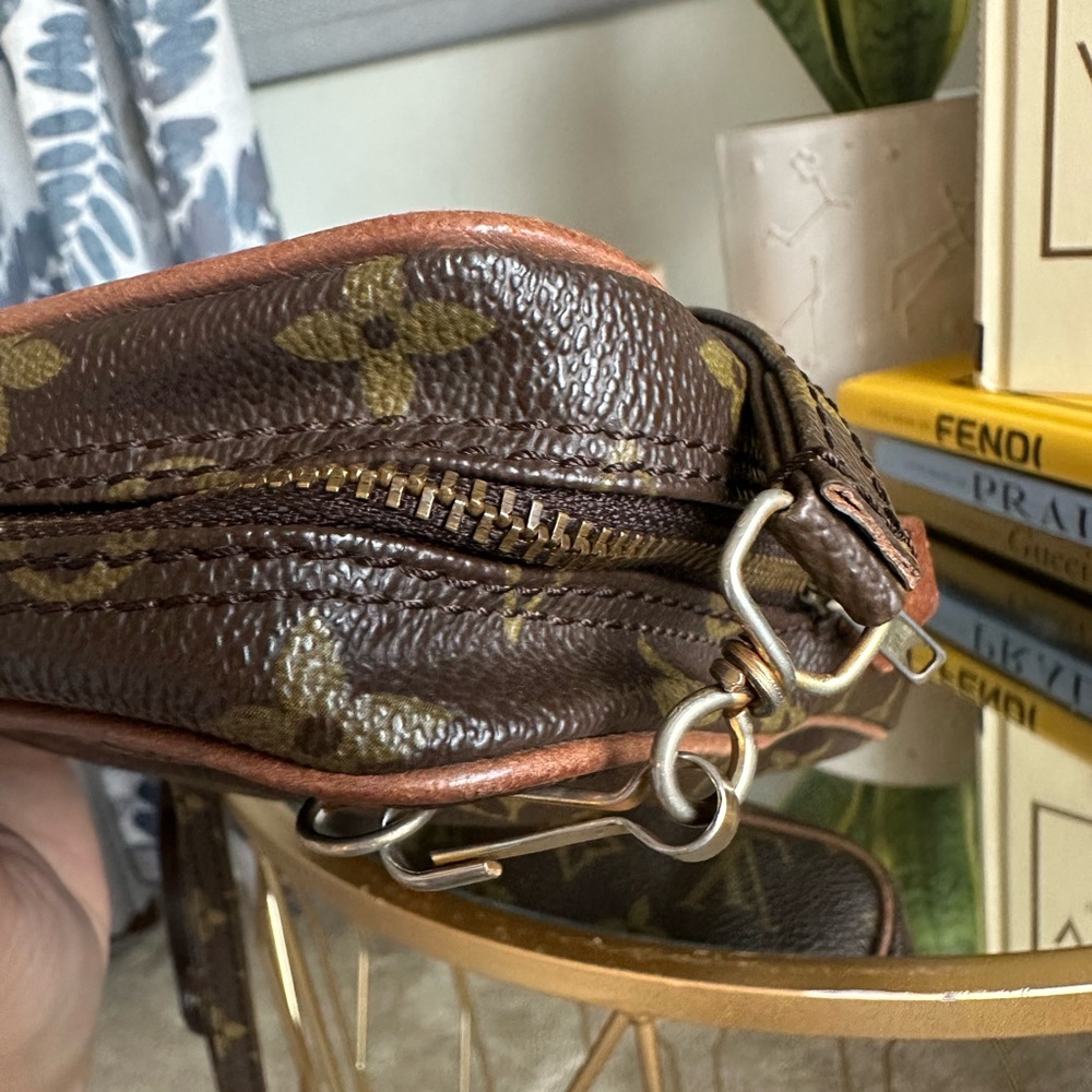 Louis Vuitton Brown Monogram Crossbody Bag - Picture 9 of 16